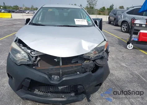 2016 Toyota Corolla Le z USA, uszkodzony, nr VIN 2T1BURHE4GC676260